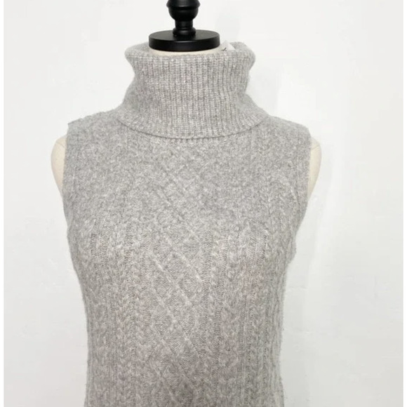 HOUSE of Harlow 1960 Sweater Dress Turtleneck Gray Size M - Picture 6 of 10